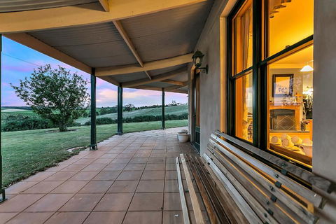 Abbotsford Country House - Accommodation Port Hedland 2