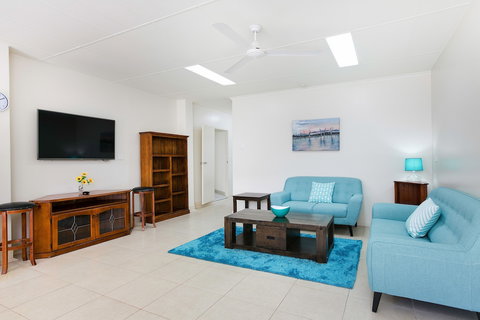 Cairns City Sheridan - Accommodation Port Hedland 2