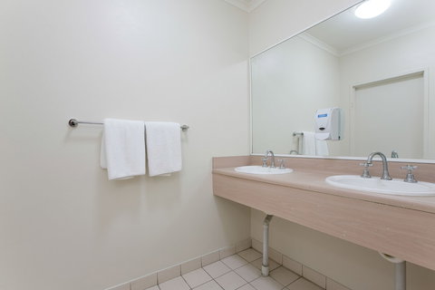 Cairns City Sheridan - Accommodation Port Hedland 5