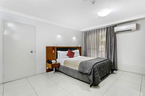 Comfort Inn & Suites Burwood - Accommodation Port Hedland 6