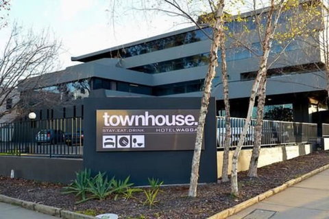 Townhouse Hotel - Accommodation Port Hedland 1