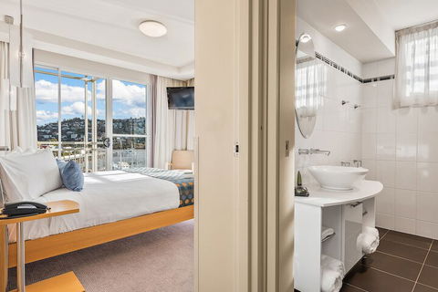 Peppers Seaport Hotel - Accommodation Port Hedland 4