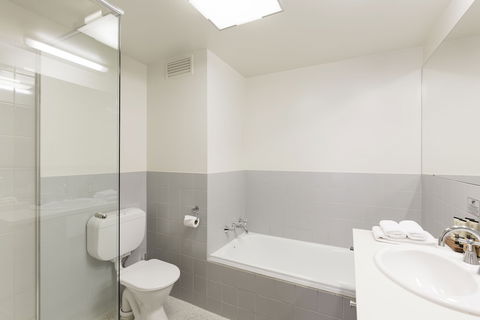 Old Woolstore Apartment Hotel - Accommodation Port Hedland 4