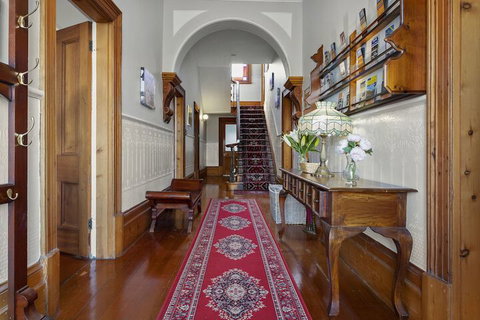 The Dragonfly Inn - Accommodation Port Hedland 2