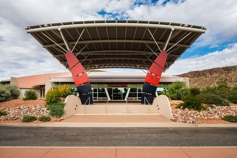Crowne Plaza Alice Springs Lasseters, An IHG Hotel - Accommodation Port Hedland 0