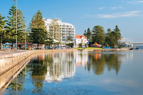 Oaks The Entrance Waterfront Suites - Accommodation Port Hedland 5