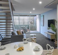 Oaks Nelson Bay Lure Suites - Accommodation Port Hedland