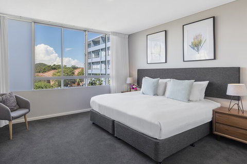 Oaks Nelson Bay Lure Suites - Accommodation Port Hedland 2