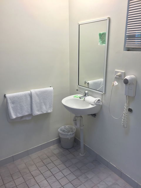 Value Inn - Accommodation Port Hedland 4