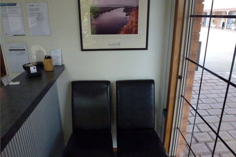 Colonial Motor Inn Bairnsdale - Accommodation Port Hedland 4