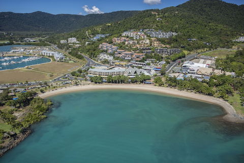 Airlie Beach Hotel - Accommodation Port Hedland 2