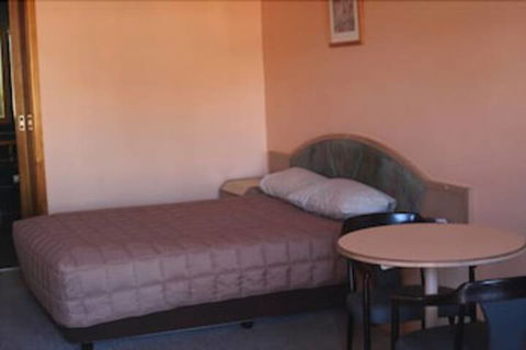 Nandewar Motor Inn - Accommodation Port Hedland 2