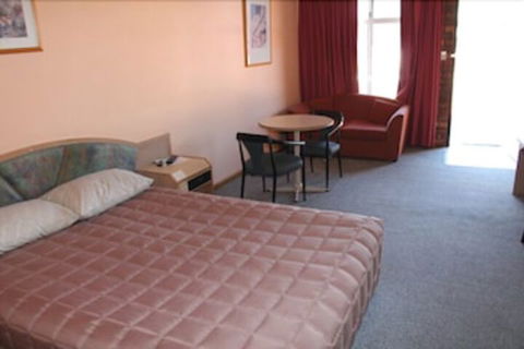 Nandewar Motor Inn - Accommodation Port Hedland 5