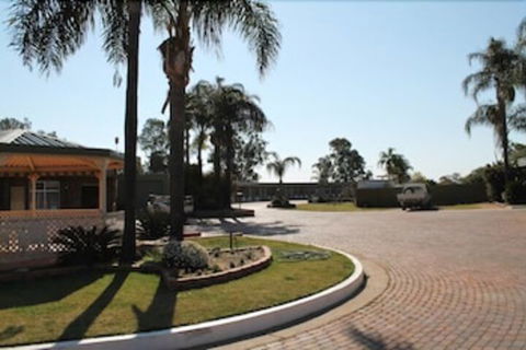 Nandewar Motor Inn - Accommodation Port Hedland 6