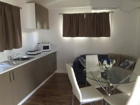 Oakridge Motel Tourist Park - Accommodation Port Hedland 6
