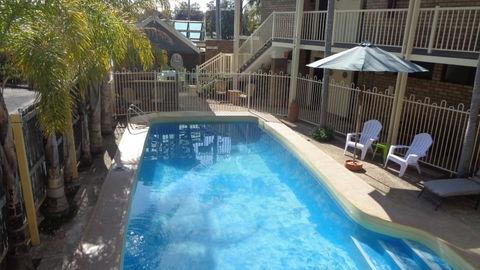 Abel Tasman Waterfront Motel - Accommodation Port Hedland 1