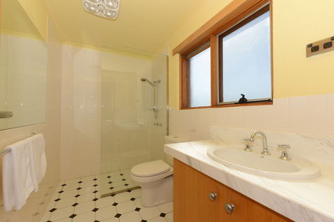 Cloudy Bay Villa - Accommodation Port Hedland 2
