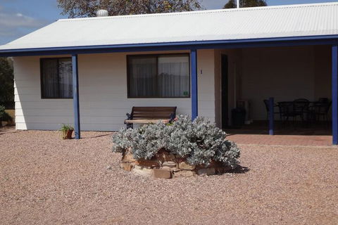 Windana Cottages - Accommodation Port Hedland 6