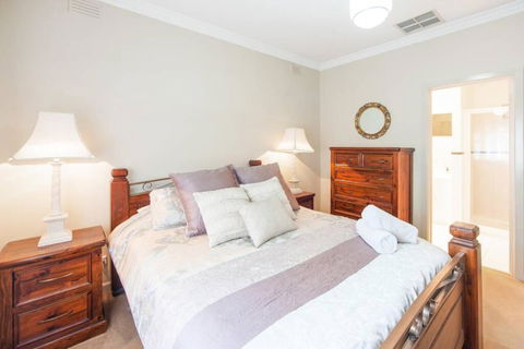 Ayr House Echuca Holiday Homes - Accommodation Port Hedland 3