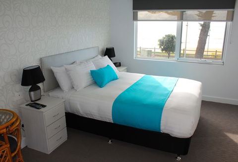 Beach Hotel - Accommodation Port Hedland 6
