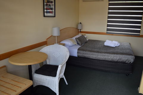 Warwick Vines Motel - Accommodation Port Hedland 3