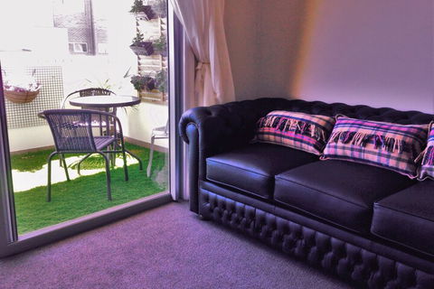 Ivy & Roses Boutique Apartments - Accommodation Port Hedland 2