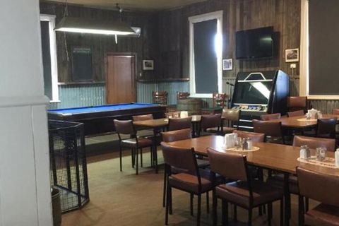 Snake Valley Hotel - Accommodation Port Hedland 2