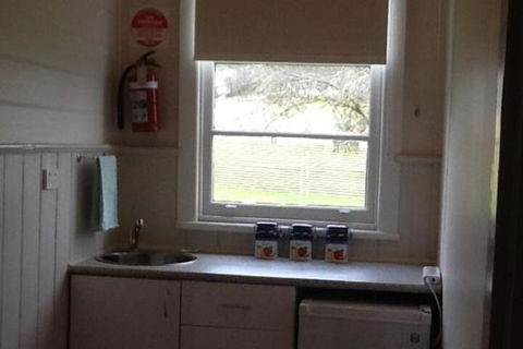 Snake Valley Hotel - Accommodation Port Hedland 7