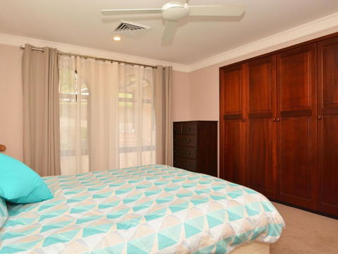 The House On The Lake At Fishing Point Lake Macquarie Honestly Put The Line In & Catch Fish - Accommodation Port Hedland 6