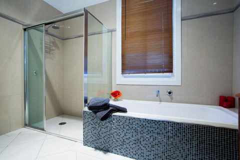 63 The Residence - Accommodation Port Hedland 2