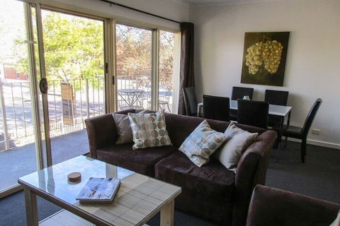 Angaston Mews Apartments - Accommodation Port Hedland 6