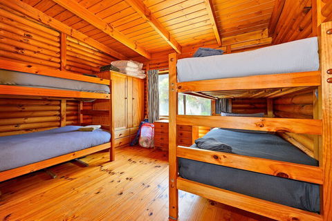 Cloudy Bay Cabin - Accommodation Port Hedland 5