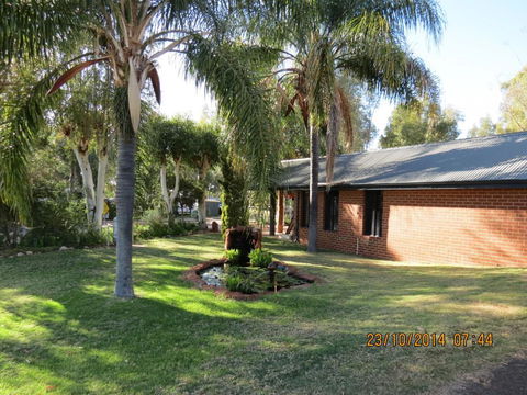 Kalbarri Tudor Holiday Park - Accommodation Port Hedland 6