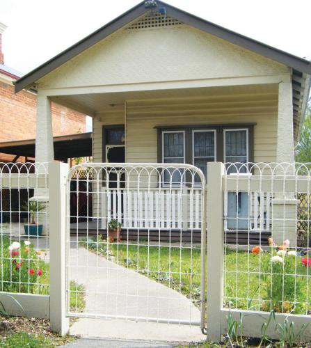 Kookaburra Cottage - Accommodation Port Hedland 1