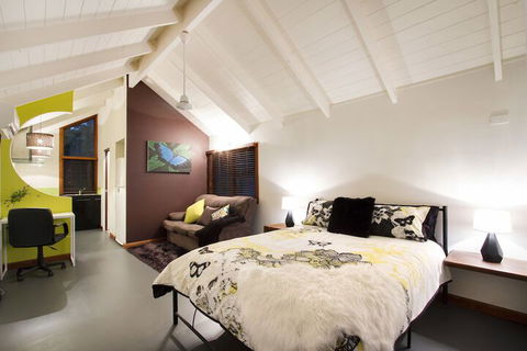 Airlie Beach Eco Cabins - Accommodation Port Hedland 6