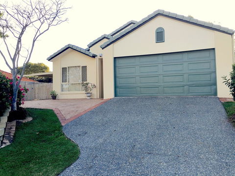 Anaheim Entertainer Deluxe - Accommodation Port Hedland 5