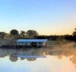 The Lake House at 201 - Accommodation Port Hedland