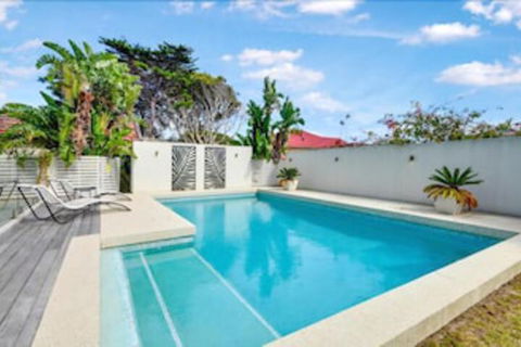 Magnificent Beach House - Accommodation Port Hedland 2