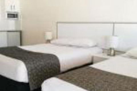 Augathella Motel & Caravan Park - Accommodation Port Hedland 0