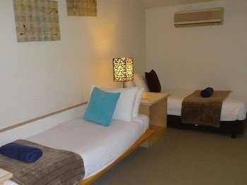 Ironbark - Deluxe Family Townhouse - Accommodation Port Hedland 3