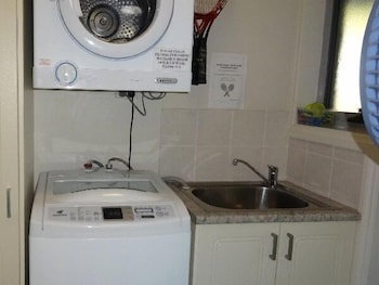 Ironbark - Deluxe Family Townhouse - Accommodation Port Hedland 6