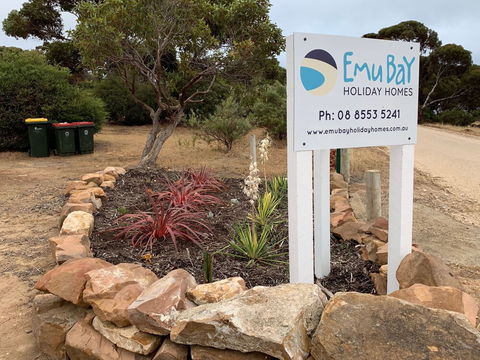 Emu Bay Holiday Homes - Accommodation Port Hedland 0