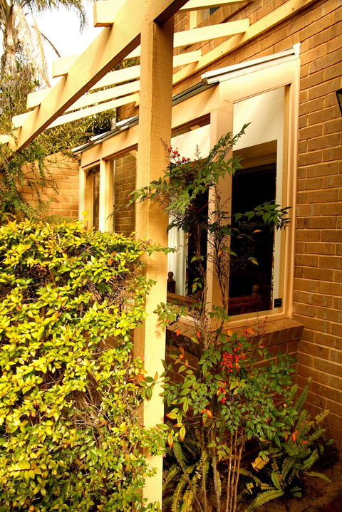 Adelaide Heritage Cottages & Apartments - Accommodation Port Hedland 2