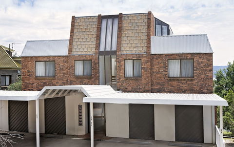 Avalanche 6 - Sophisticated Style & Modern Comfort With A Central Location - Accommodation Port Hedland 1