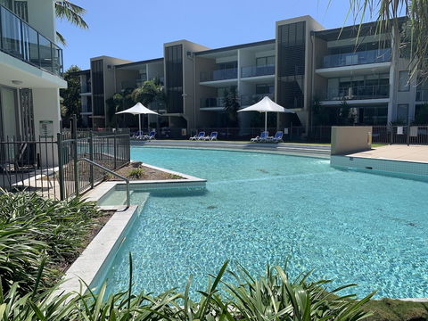 Absolute Waterfront Magnetic Island - Accommodation Port Hedland 1