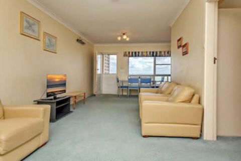 Quarterdeck Unit 4 / 12 Magnus Street - Accommodation Port Hedland 0