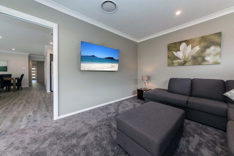 Tomaree Road 19 The Cottage - Accommodation Port Hedland 0