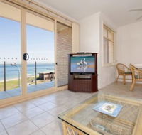 2 Bedroom Apartment Little Hut Unit 3 20 Kurrawa Close - Accommodation Port Hedland