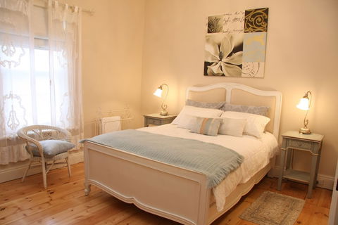 Azalea Cedar-Rose Villa - Accommodation Port Hedland 3