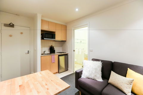 WILLOW, Carlton Studio Apartment - Accommodation Port Hedland 1